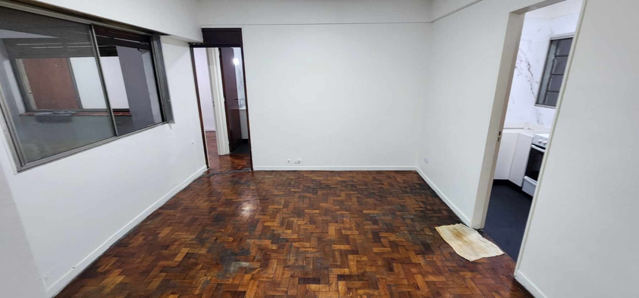Amplio 3 ambientes cocina y baño a nuevo APTO PROFESIONAL