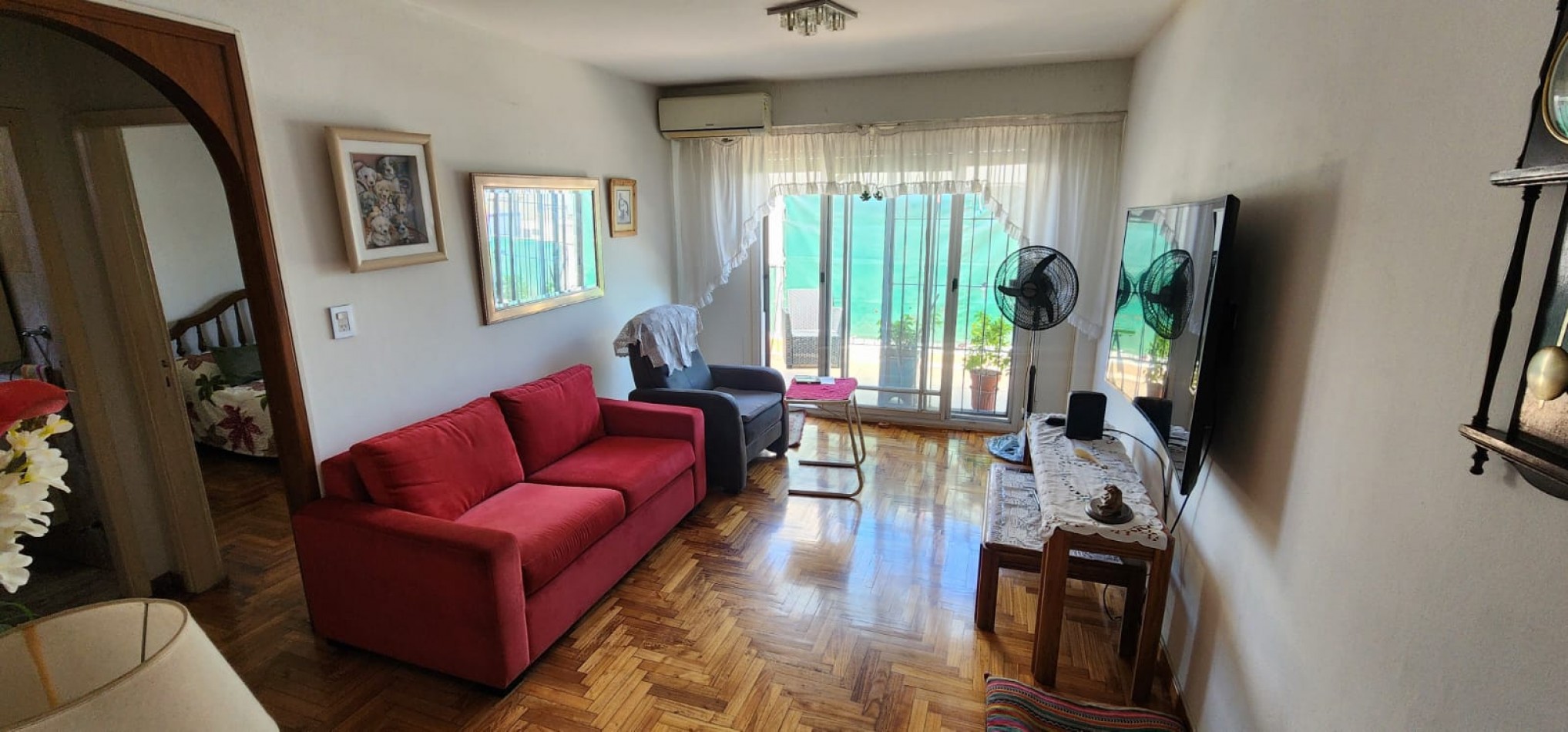 Divino 3 amb al frente con gran balcon terraza Gran recepcion Cocina soñada 2 bños inmaculado estado