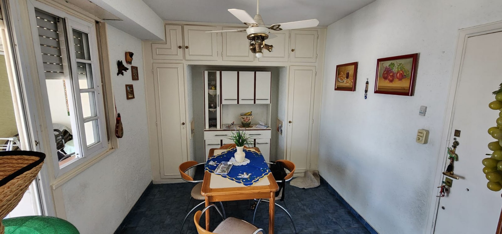 Divino 3 amb al frente con gran balcon terraza Gran recepcion Cocina soñada 2 bños inmaculado estado