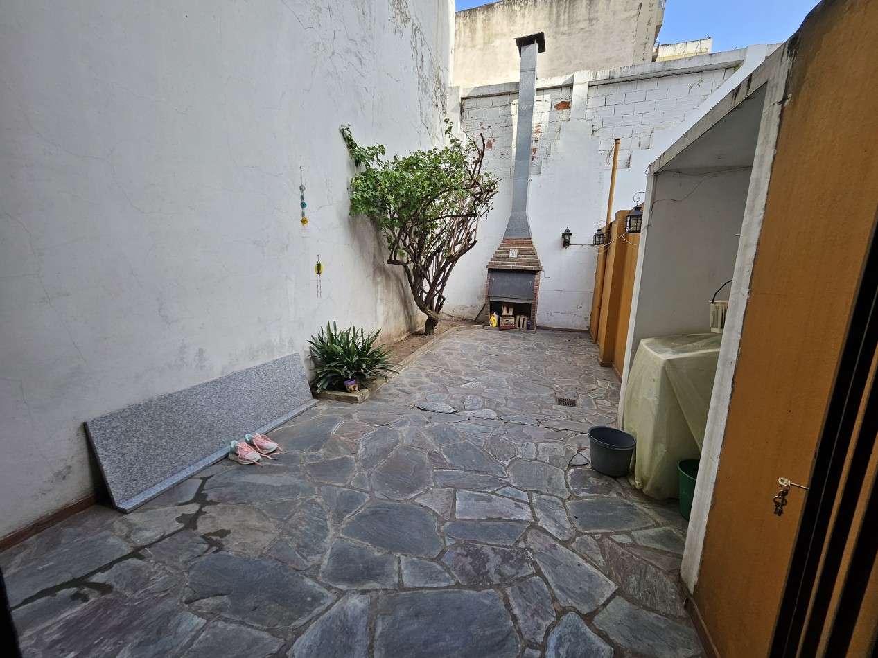 divino! triplex 5 amb + playroom gr recep fdo ptio parrilla coch 1 ste vestidor impecable