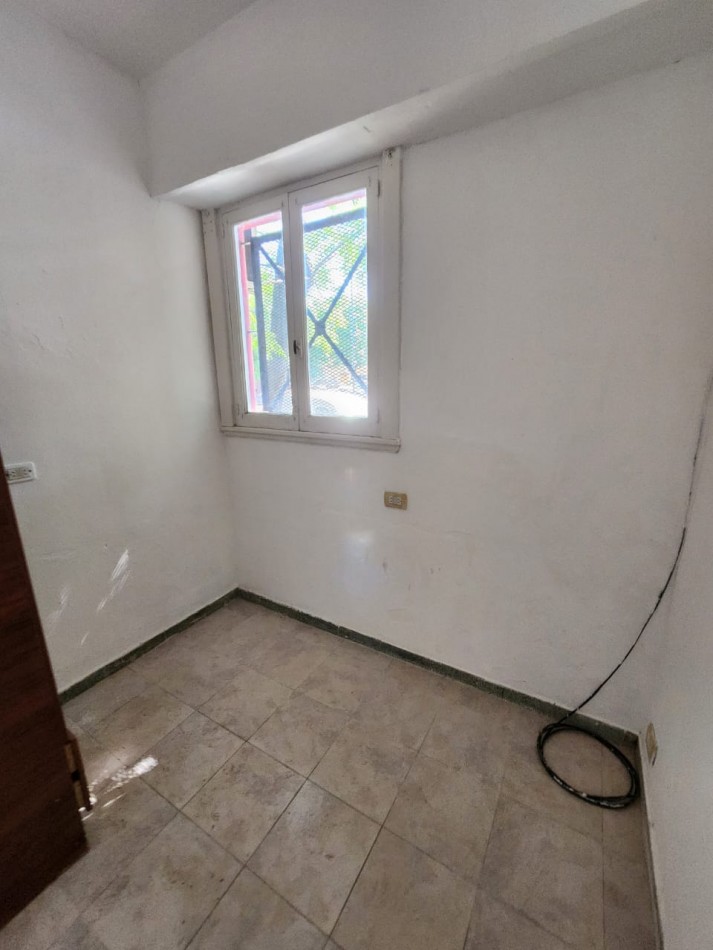 Espacio ideal deposito u oficina 20mts PB fte Sin expensas