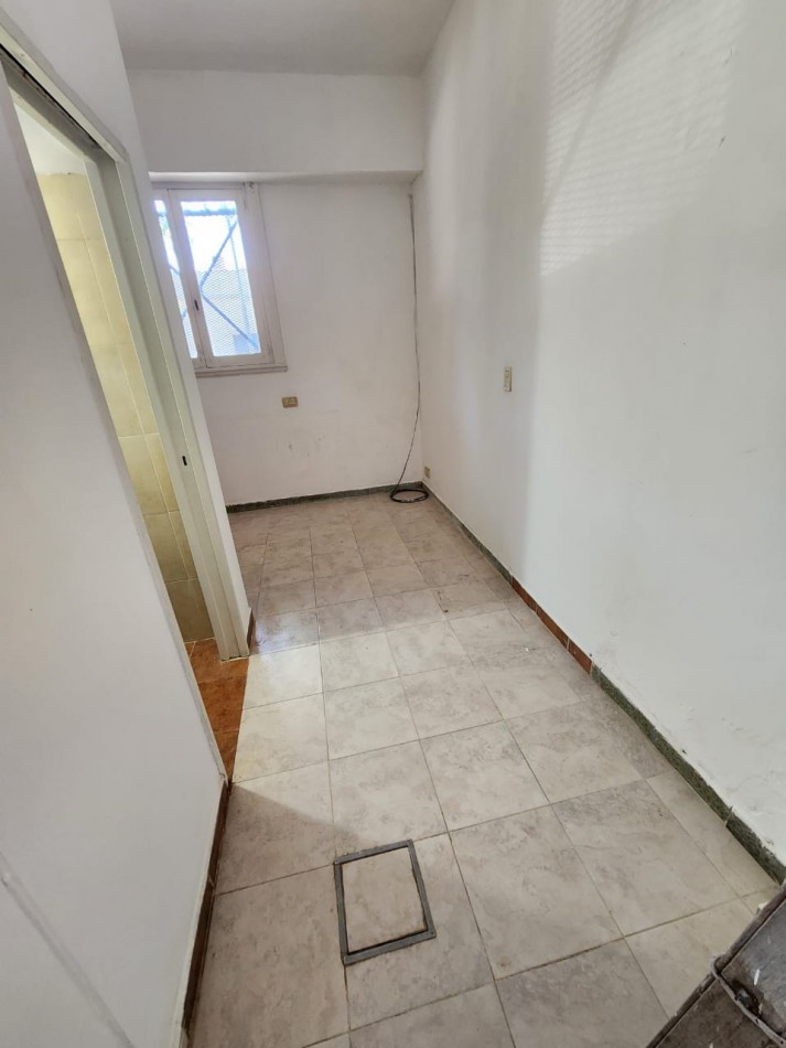 Espacio ideal deposito u oficina 20mts PB fte Sin expensas