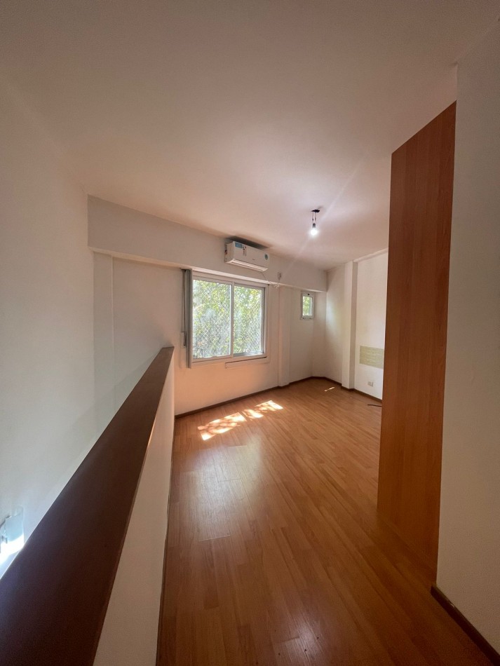 Divino Duplex!!! 2 ambientes frente c/balcon cerca subte B