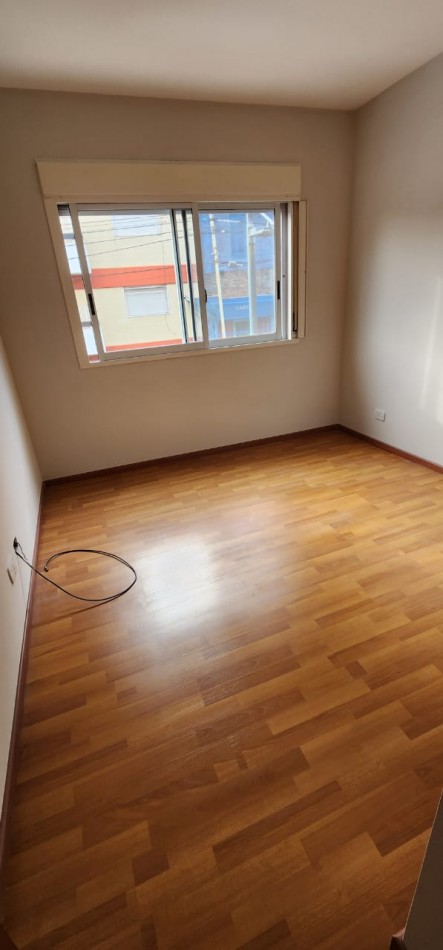 Diviino!!! semi piso a re estrenar living cdor a bcon atza fte cocina soñada con lavadero bño y toil