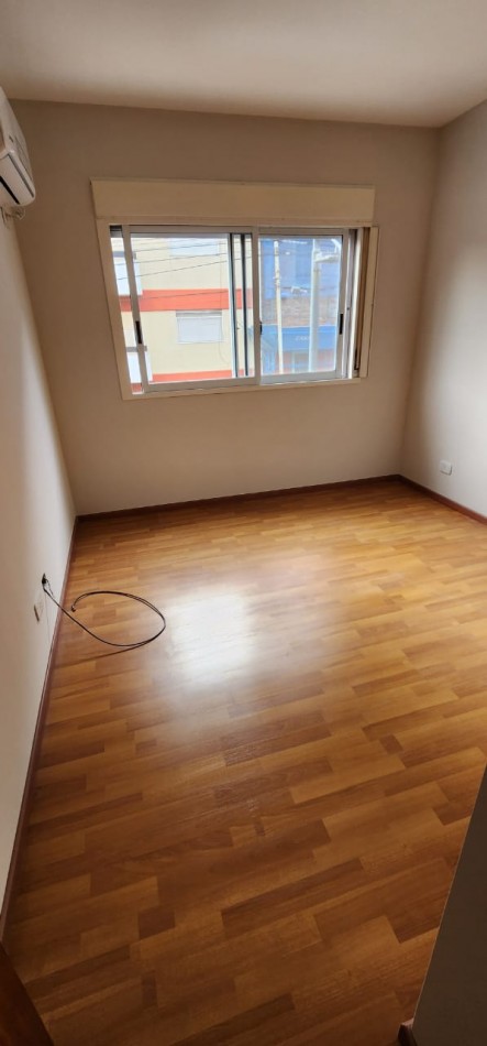 Diviino!!! semi piso a re estrenar living cdor a bcon atza fte cocina soñada con lavadero bño y toil