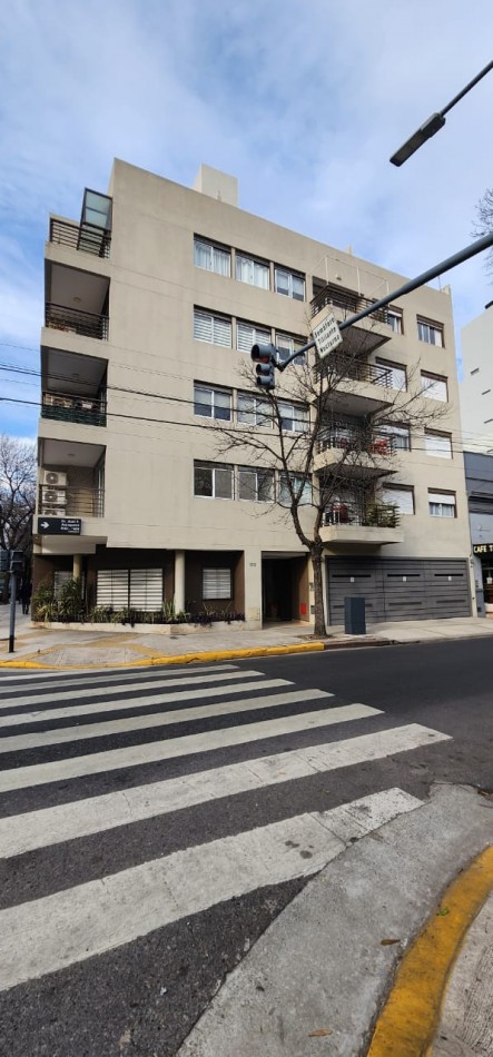 Diviino!!! semi piso a re estrenar living cdor a bcon atza fte cocina soñada con lavadero bño y toil