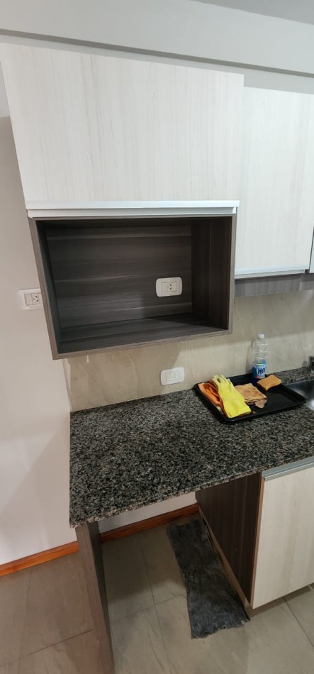 Diviino!!! semi piso a re estrenar living cdor a bcon atza fte cocina soñada con lavadero bño y toil