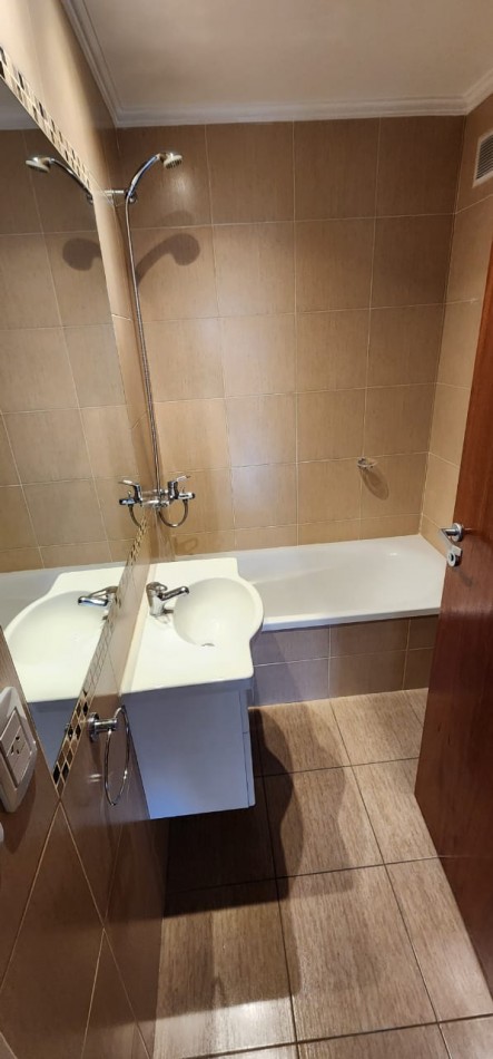 Diviino!!! semi piso a re estrenar living cdor a bcon atza fte cocina soñada con lavadero bño y toil
