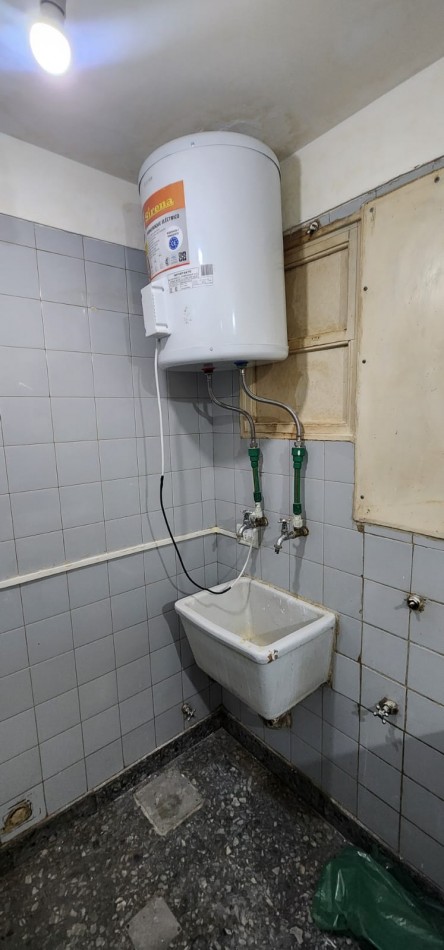 2 ambientes primer piso con patio cocina con lavadero