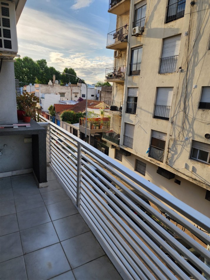 Divino!!! monoambiente al frente con balcon