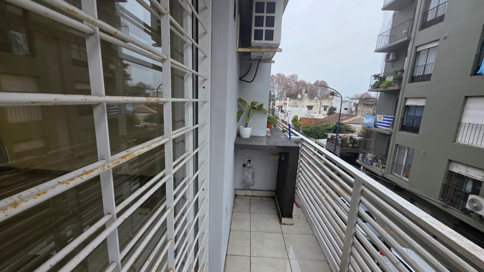 Divino!!! monoambiente al frente con balcon