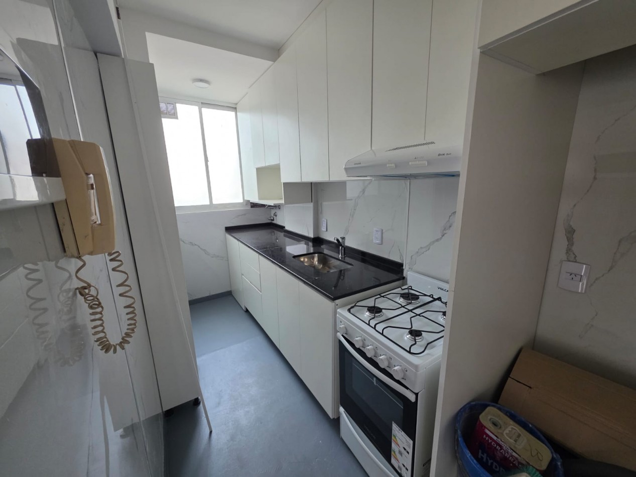 Excelente 3 ambientes a re estrenar balcon aterrazado Vista abierta