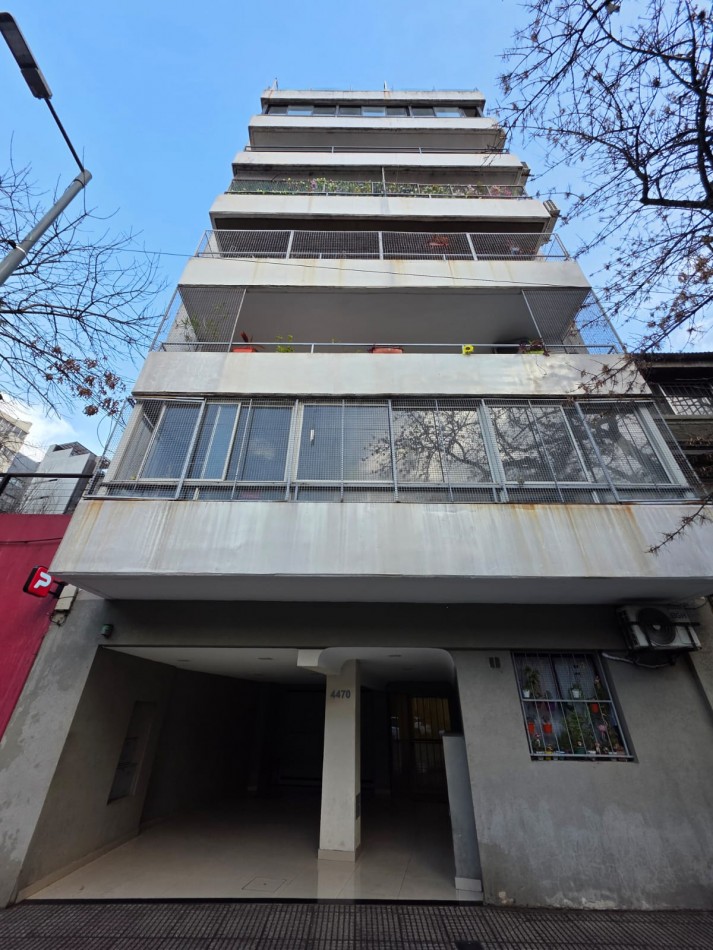 Excelente 2 amb grandes contrafrente abierto con balcon corrido lavadero en cocina