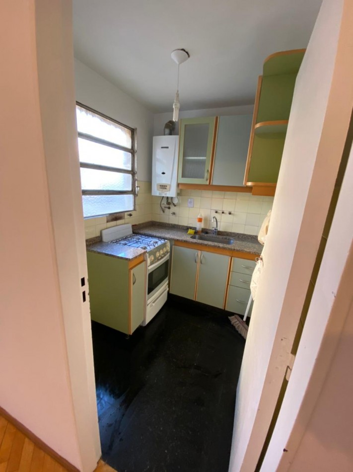  Excelente monoambiente luminoso, cocina independiente Baño