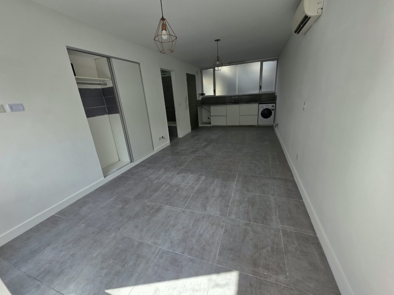 Moderno Mini Loft edificio con amenities ambiente divisible balcon