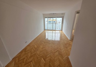 Excelente 3 ambientes a re estrenar balcon aterrazado Vista abierta